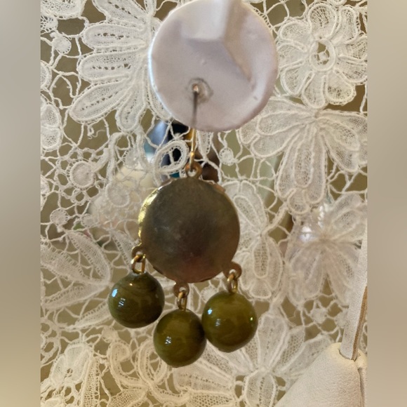 ZAD BOHO beaded earrings OLIVE GREEN SHAKER CHA CHA ear wires  2” NWT FABULOUS!! - Picture 5 of 8